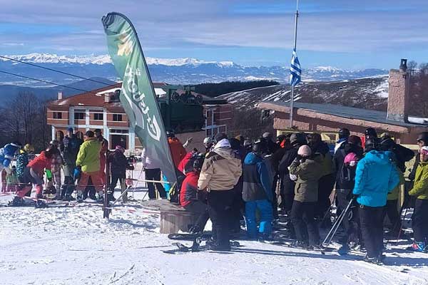 Αρκετός κόσμος επισκέφτηκε σήμερα στο Χ.Κ. Βιτσίου