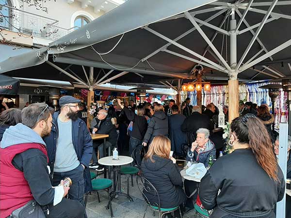 Τα χάλκινα μας θυμίζουν την αποκριά