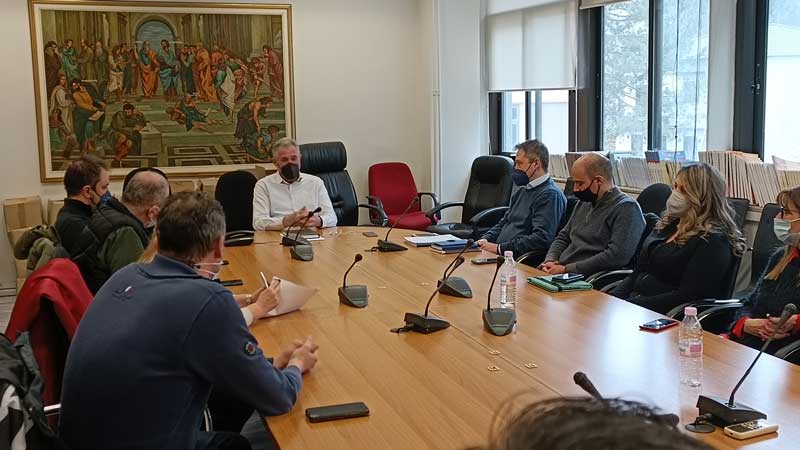 Συνάντηση εργασίας του αντιπεριφερειάχη Οικονομικών και Διοίκησης με τον Εμπορικό Σύλλογο Κοζάνης