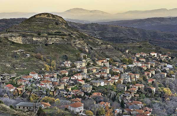 Ανάδειξη της παραδοσιακής αρχιτεκτονικής του οικισμού του Πενταλόφου μέσω πιλοτικών παρεμβάσεων από την ΠΕ Κοζάνης