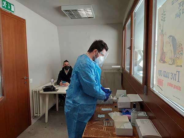 Στο 12.5% η θετικότητα στην Πτολεμαΐδα ,5% η θετικότητα στην Κοζάνη – Τα αποτελέσματα των χθεσινών rapid tests στην Δυτική Μακεδονία