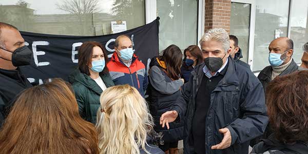Κ. Βέττα: Η κυβέρνηση με τις εμμονές, τις εξυπηρετήσεις και τις παλινωδίες της δημιουργεί συνθήκες ασφυξίας για τους υγειονομικούς και το επικουρικό προσωπικό