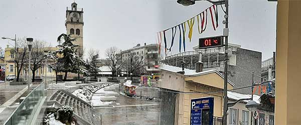 Συνεχίζεται η χιονόπτωση στο Δήμο Κοζάνης, 1ο C δείχνει ο υδράργυρος