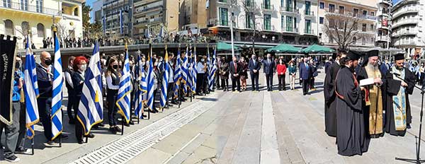 Η επιμνημόσυνη δέηση στην κεντρική πλατεία της Κοζάνης – Ο πανηγυρικός της ημέρας