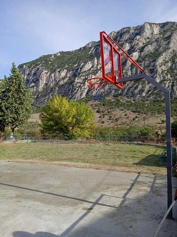 Νέο mini γήπεδο μπάσκετ στις Γούλες και συντήρηση των γηπέδων στην νέα Καστανιά και στο Βαθύλακκο