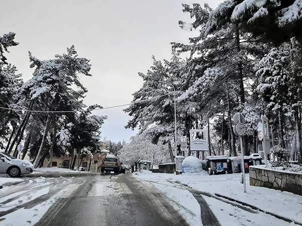 Καιρός – Αρναούτογλου: Πολλά χιόνια ακόμη και στα 600 μέτρα – Πού θα έχουμε βροχές