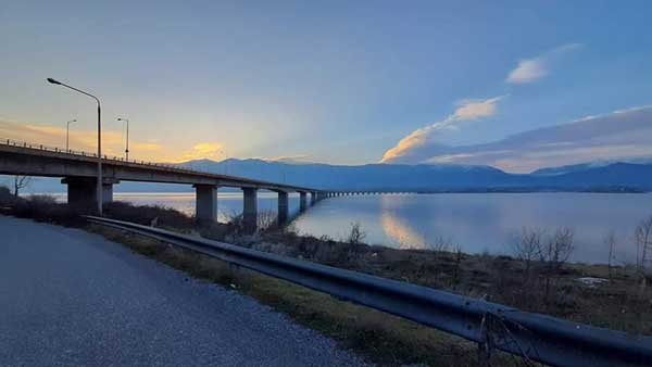 Πρωινές εικόνες της λίμνης Πολυφύτου