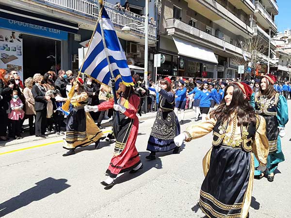 Η παρέλαση της 25ης Μαρτίου στην Κοζάνη
