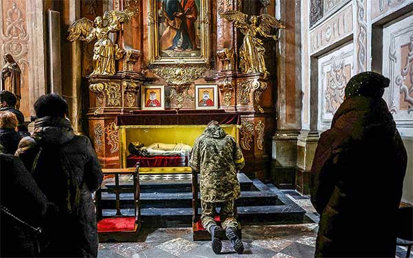 Η (και) εκκλησιαστική σύγκρουση των «εν Χριστώ αδελφών»