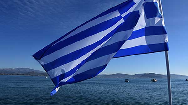 25η Μαρτίου: Οδηγία Βορίδη για τις ελληνικές σημαίες – Δεν απορρίπτονται στα… άχρηστα