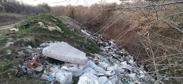 Εταιρία Προστασίας Περιβάλλοντος Καστοριάς: Ασυνείδητοι συμπολίτες μας πετάνε ότι δεν τους είναι χρήσιμο στο περιβάλλον