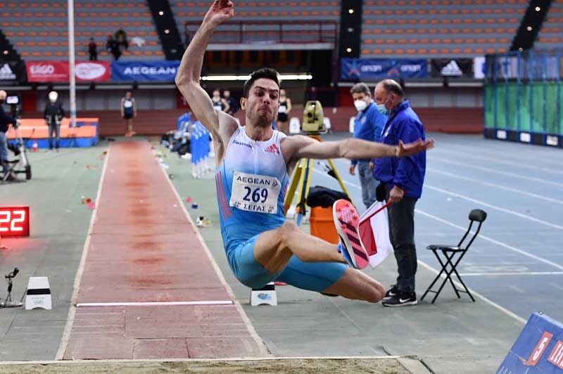 Ο Τεντόγλου πέταξε στον τελικό με άλμα 7,84μ.