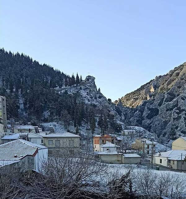Χιόνισε στα Σέρβια