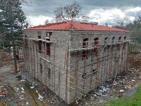 Δήμος Άργους Ορεστικού:  Ολοκληρώνονται οι εργασίες ανακατασκευής του Δημοτικού Σχολείου Παλαιού Κωσταραζίου