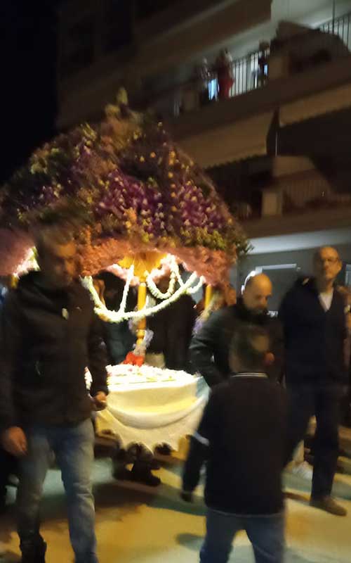 Περιφορά επιταφίου στον Ιερό Ναό Αγίου Αθανασίου Κοζάνης