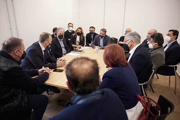 Σύσκεψη του Πρωθυπουργού Κυριάκου Μητσοτάκη και των φορέων της Γούνας στα Λιβερά