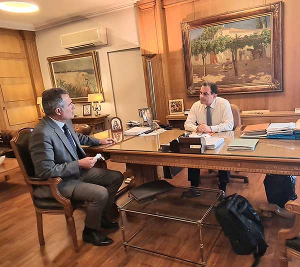 Συνάντηση του βουλευτή ΠΕ Κοζάνης Στάθη Κωνσταντινίδη με τον Υπουργό Αγροτικής Ανάπτυξης Γιώργο Γεωργαντά