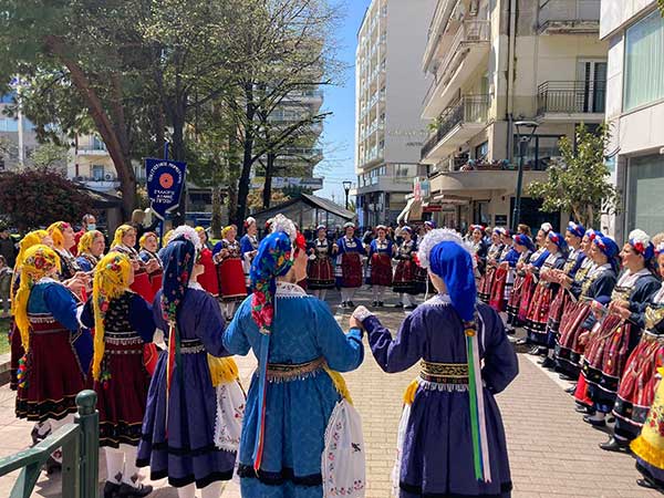 Στη Καβάλα βρέθηκαν το πρωί του Σαββάτου(9/4) οι Λαζαρίνες της Αιανής