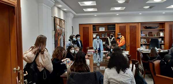 Μαθητές της Γ΄ Γυμνασίου στην Αντιπεριφερειάρχη Καστοριάς