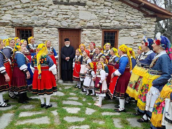 Το μοιρολόι της Παναγιάς