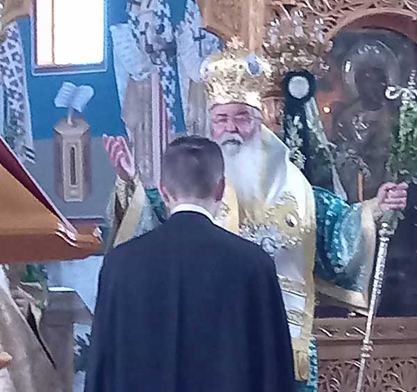 Την Κυριακή των Βαΐων ο μητροπολίτης Κοζάνης και Σερβίων Παύλος λειτούργησε στον ιερό ναό του Αγίου Νικολάου Κρόκου