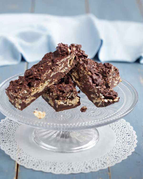 Σοκολάτες με δημητριακά – Νηστίσιμη σοκολατένια λιχουδιά με δύο μόνο υλικά
