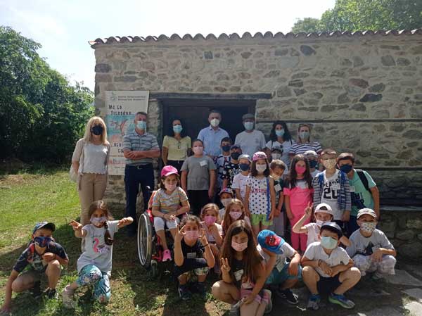 Το Κέντρο Εκπαίδευσης για το Περιβάλλον και την Αειφορία Βελβεντού «φυτεύει τον σπόρο» για την προστασία του Περιβάλλοντος  σε μικρούς μαθητές