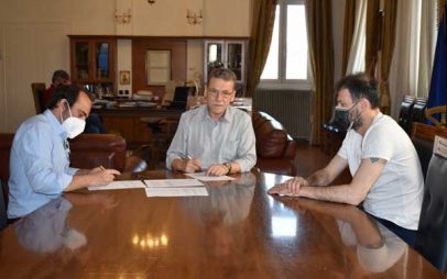Δήμος Κοζάνης: Υπογραφή σύμβασης για τη μελέτη ανάπλασης του Λόγιου Πάρκου