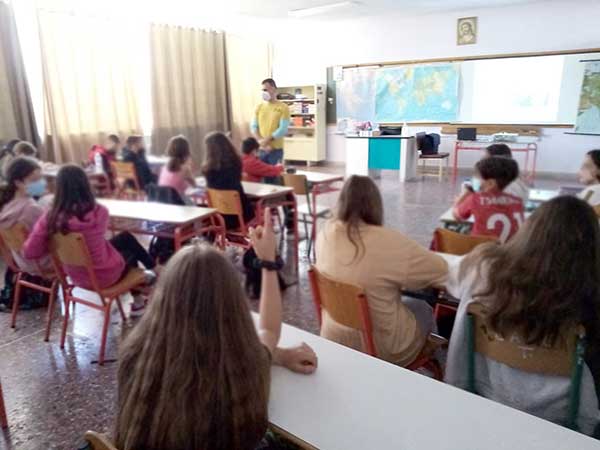 Ο Διοικητής του Τμήματος Ασφάλειας Κοζάνης Π. Ουσταγιαννίδης επισκέφθηκε μαθητές Δημοτικού Σχολείου της Κοζάνης