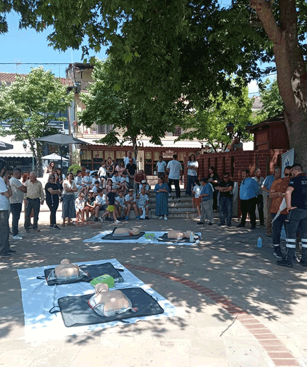 Αγώνας δρόμου υγείας και επίδειξη ΚΑΡΠΑ από το ΕΚΑΒ Κοζάνης στην Αιανή