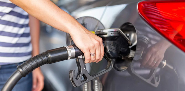 Πρόστιμα 40.000 ευρώ σε οκτώ πρατήρια υγρών καυσίμων για αθέμιτη κερδοφορία -Με απόφαση Γεωργιάδη