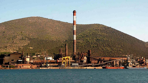 Το δράμα της ΛΑΡΚΟ: Σβήνουν τα φουγάρα για να πληρωθούν οι εργαζόμενοι
