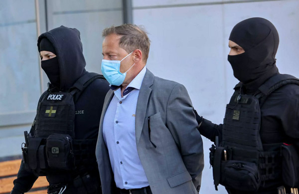 Δίκη Λιγνάδη: 12 χρόνια για κάθε βιασμό η πρόταση του εισαγγελέα – Δεν αναγνωρίστηκε κανένα ελαφρυντικό