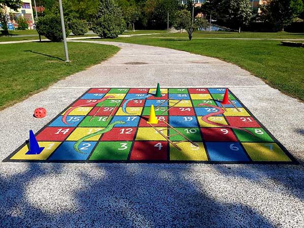 Γέμισε παιχνίδια το “Πάρκο των Μανιταριών” στα Γρεβενά