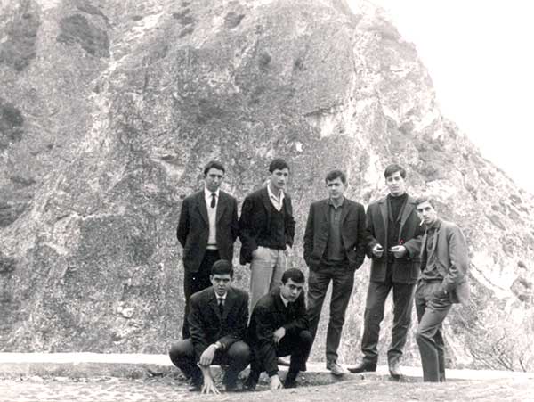 Ο Νικόλας Άσιμος στα Σέρβια