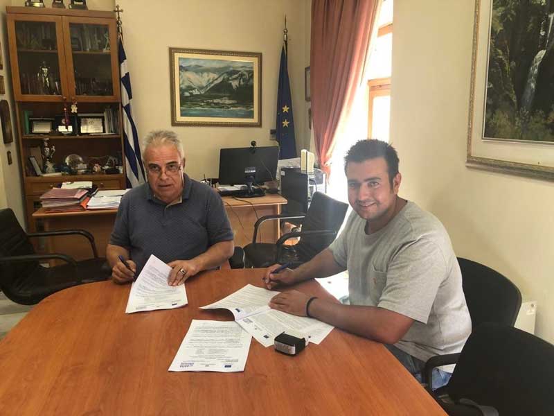 Υπογραφή σύμβασης για τις ενεργειακές αναβαθμίσεις του Δημοτικού Σχολείου και του Γυμνασίου-Λυκείου Βελβεντού