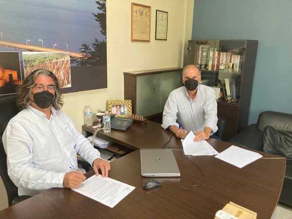 Χρήστος Ελευθερίου: Υπογραφή σύμβασης για ακόμη ένα έργο στο Μικρόβαλτο