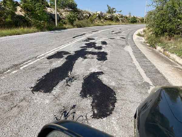 Χρήστος Ελευθερίου: “Συνεχίζουμε να λύνουμε προβλήματα  – Αρχίσαμε με ψυχρή άσφαλτο στο δρόμο Γέφυρα Ίμερα”