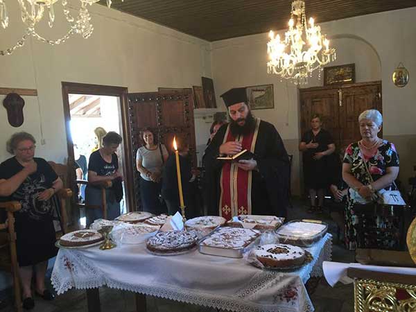 Εσπερινός του Αγίου Φανουρίου στην Εράτυρα