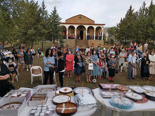 Εσπερινός του Αγίου Φανουρίου στην εκκλησία του Αγίου Νεκταρίου Σιατίστης