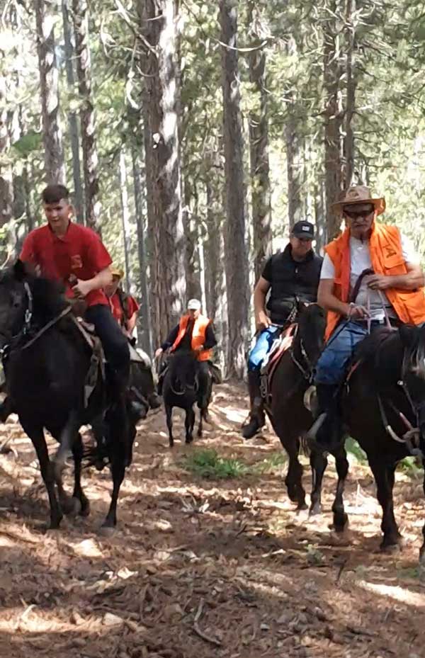 Ο Ιππικός Πολιτιστικός Σύλλογος Κοζάνης “Ο Άγιος Νικάνορας” στη Βάλια Κάλντα