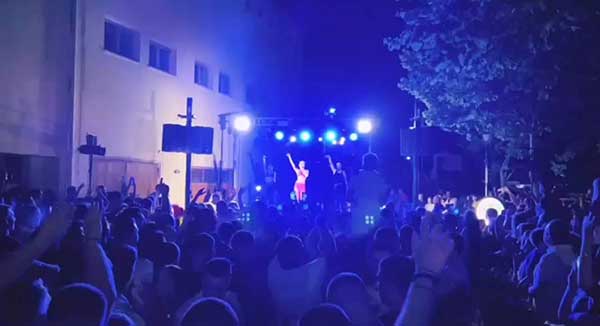 Ξεσήκωσε τον κόσμο η Josephine στο Τσοτύλι