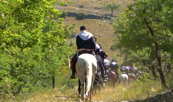 Το παλιό “καλντερίμι – μονοπάτι” που ένωνε τους Σιατιστινούς με την Παναγία Μικροκάστρου