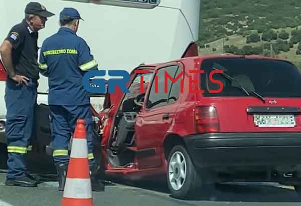 Νεκρή 66χρονη οδηγός που έπεσε πάνω σε λεωφορείο στην Εγνατία Οδό, πριν τα διόδια Πολυμύλου