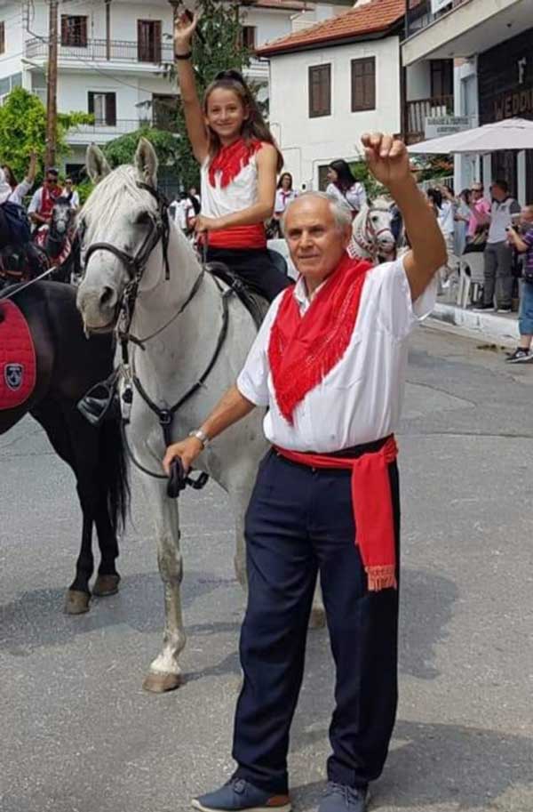 Η “παρέα του Μπούνου” εκφράζει την απέραντη θλίψη της για τον ξαφνικό θάνατο του Χρήστου Τσιότσιου