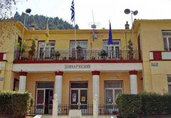 Συνεχίζεται η δικαστική κόντρα του δημάρχου Σερβίων με τον υπάλληλο Ιωσήφ Μιχαηλίδη-Μπήκε δικηγόρος για την αβασιμότητα της διοικητικής προσφυγής του υπαλλήλου
