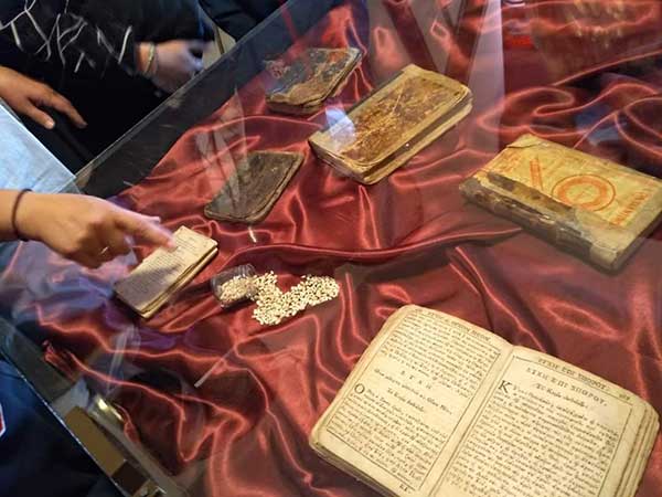 Τον εκθεσιακό χώρο του Συλλόγου Φαρασιωτών Καππαδοκίας Βαθυλάκκου επισκέφθηκε η ΣΤ’ τάξη του 14ου Δημοτικού Σχολείου Κοζάνης