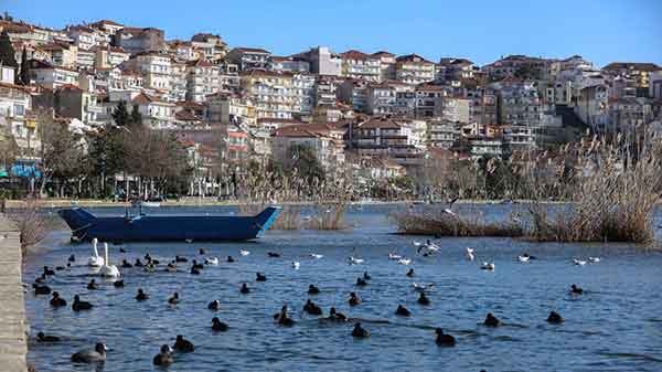 Καστοριά, Ιωάννινα και Ζαγοροχώρια : Οι προορισμοί που «έσπασαν» το μοντέλο «ήλιος-θάλασσα»
