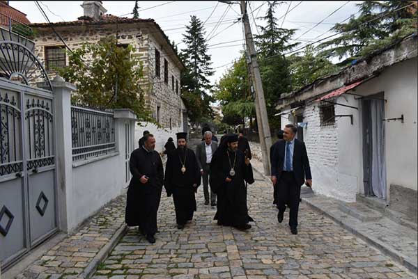 Στα ονομαστήρια του Μητροπολίτη Κορυτσάς οι Μητροπολίτες Σιατίστης και Καστορίας, ο Γιώργος Κασαπίδης και ο γέροντας π. Στέφανος Ρίνος
