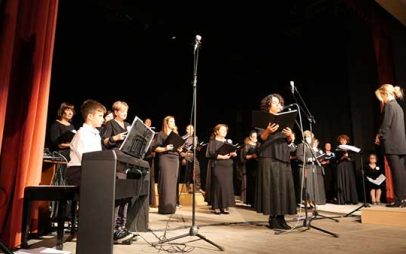 Συναυλία-αφιέρωμα στον Μίκη Θεοδωράκη πραγματοποιήθηκε στο Κέντρο Πολιτισμού Γρεβενών